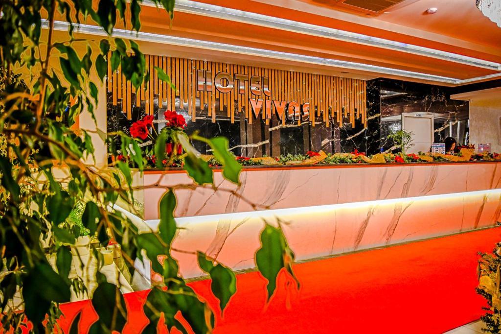 Hotel Vivas ドゥラス エクステリア 写真