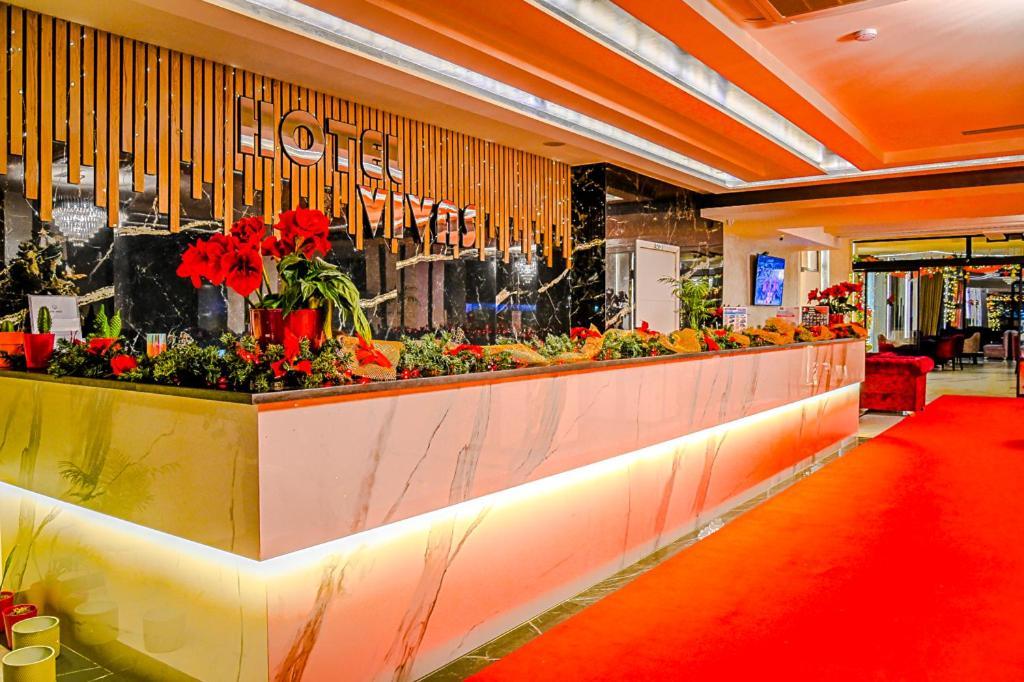 Hotel Vivas ドゥラス エクステリア 写真