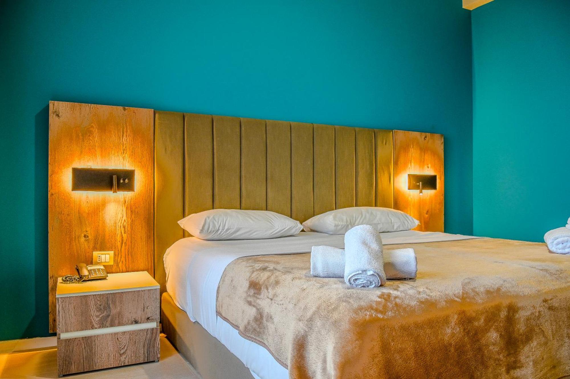 Hotel Vivas ドゥラス エクステリア 写真